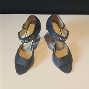 Be&D heel sandals